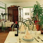 Restaurant Les Falaises מלון Bouziès