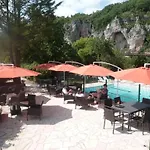 Restaurant Les Falaises מלון
