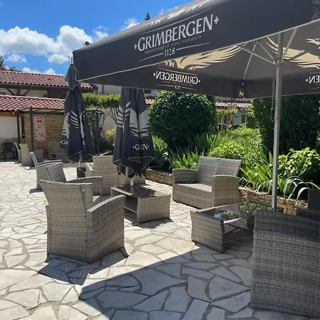 Restaurant Les Falaises 3* Bouziès