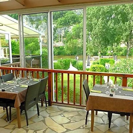 Restaurant Les Falaises 3* Bouziès
