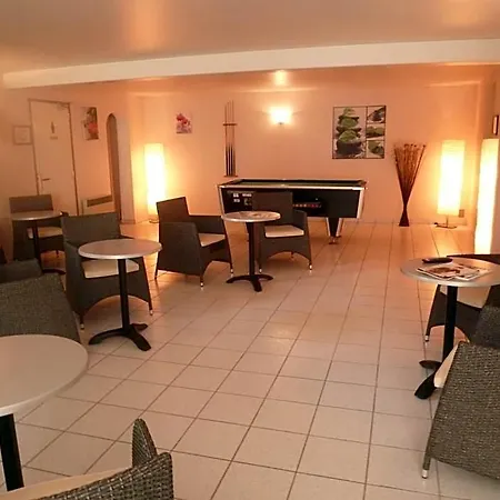 Restaurant Les Falaises Hotel Bouziès