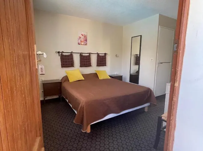 Restaurant Les Falaises 3* Bouziès