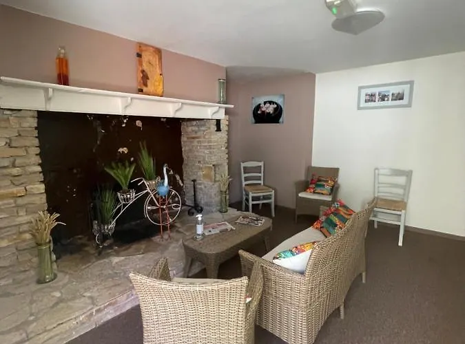 Otel Restaurant Les Falaises Bouziès